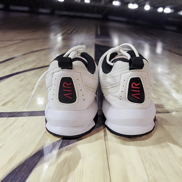 Nike Men's Max Air size 10.5 with airy mesh with leather CU4826-101 see … - Picture 9 of 9